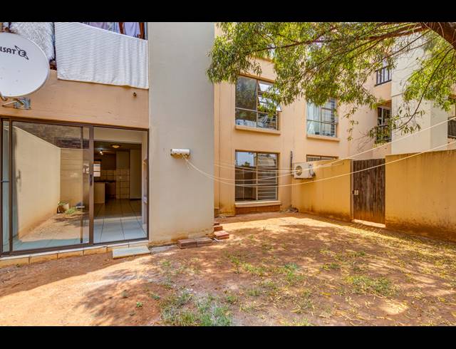 2 BEDROOM APARTMENT FOR SALE IN BLACKHEATH